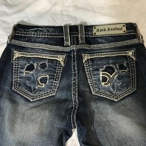 🌼 Rock Revival | Bootcut | Dark Wash | 29